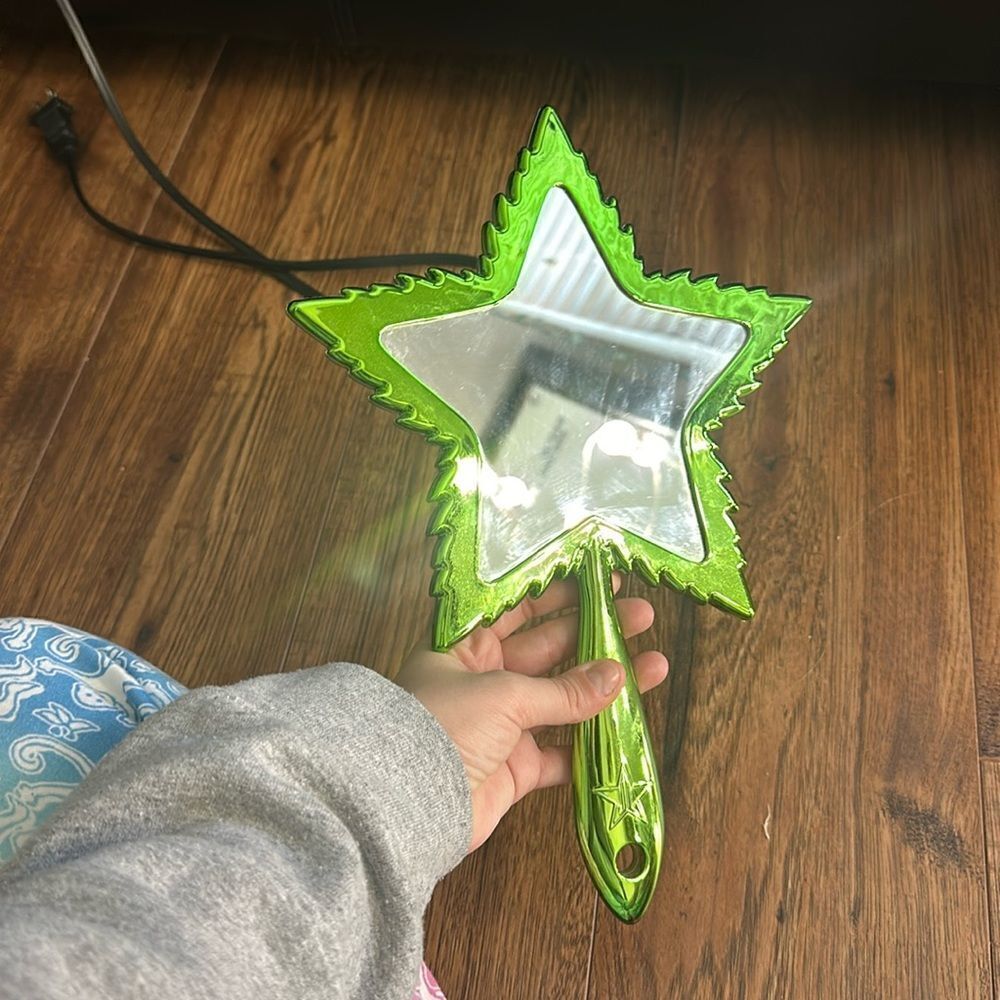 Collectors Jeffree star Green Leaf Mint hand mirror